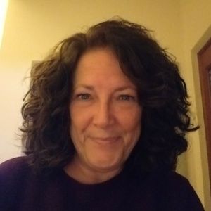 Meet your Posher, Desiree